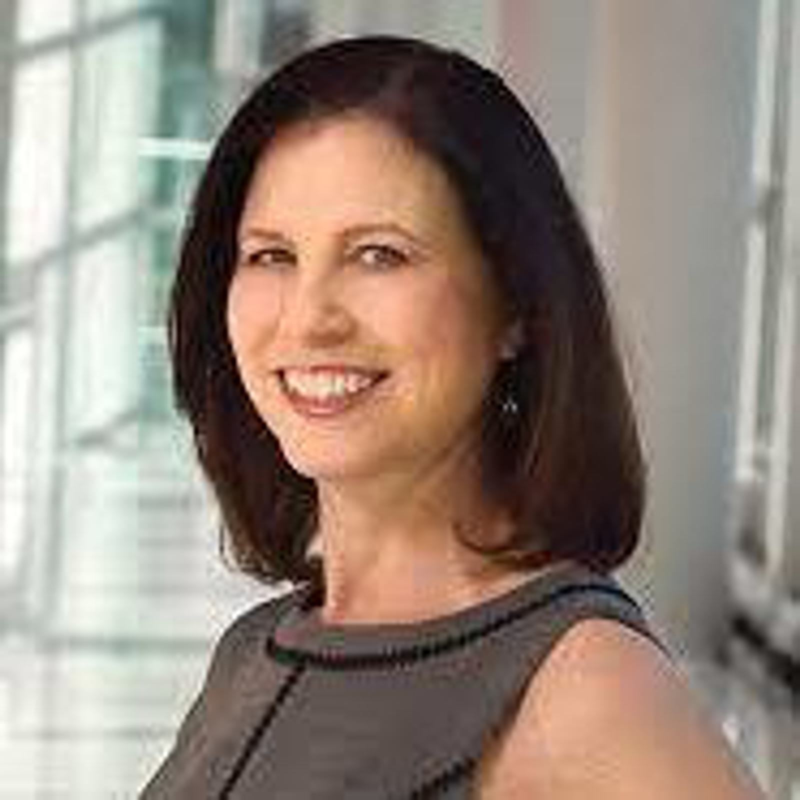 Joanne Lipman headshot